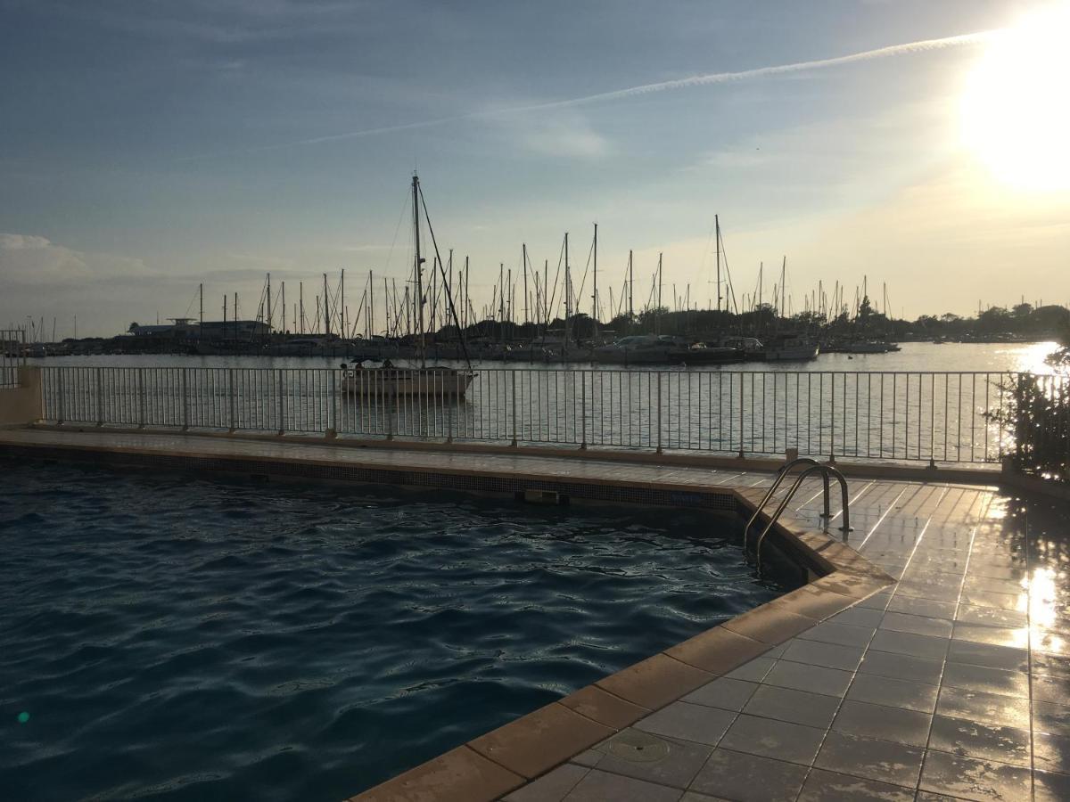 Studio - Les Pieds Dans L'Eau Agreable En Toutes Saisons 4 Couchages - Climatisation - Parking Prive - Piscine Sur Mer - Vue Magnifique Et Rare - Situation Optimum - Les Argonautes - Ile Des Pecheurs - Cap D'Agde Zewnętrze zdjęcie