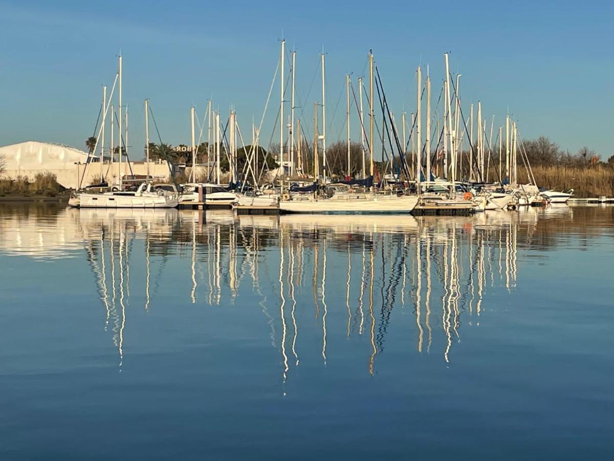 Studio - Les Pieds Dans L'Eau Agreable En Toutes Saisons 4 Couchages - Climatisation - Parking Prive - Piscine Sur Mer - Vue Magnifique Et Rare - Situation Optimum - Les Argonautes - Ile Des Pecheurs - Cap D'Agde Zewnętrze zdjęcie