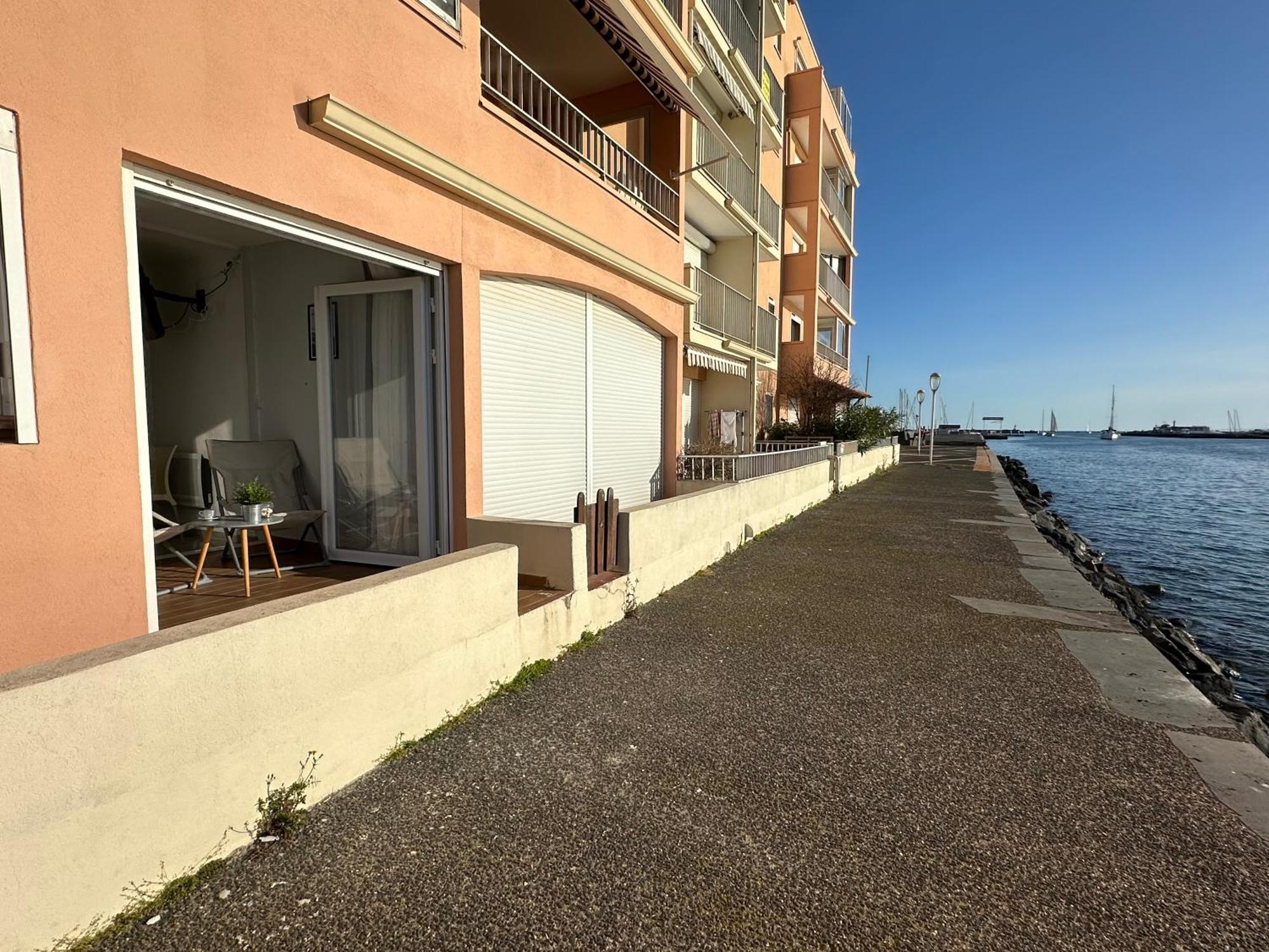 Studio - Les Pieds Dans L'Eau Agreable En Toutes Saisons 4 Couchages - Climatisation - Parking Prive - Piscine Sur Mer - Vue Magnifique Et Rare - Situation Optimum - Les Argonautes - Ile Des Pecheurs - Cap D'Agde Zewnętrze zdjęcie